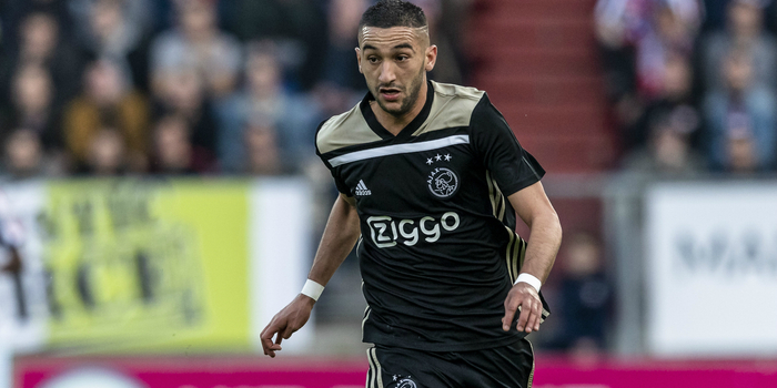 持防守反击 持防守反击