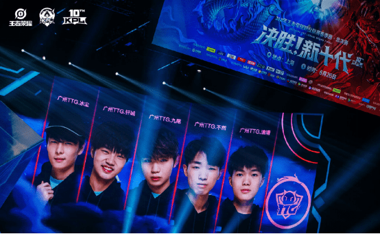 他个人形象 他个人形象