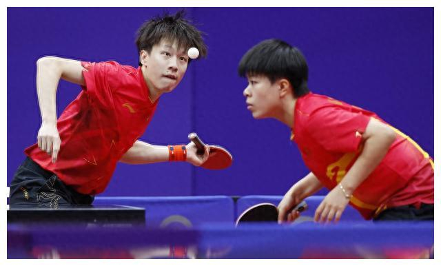 育里树立了 育里树立了